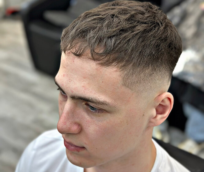 Стрижка волос